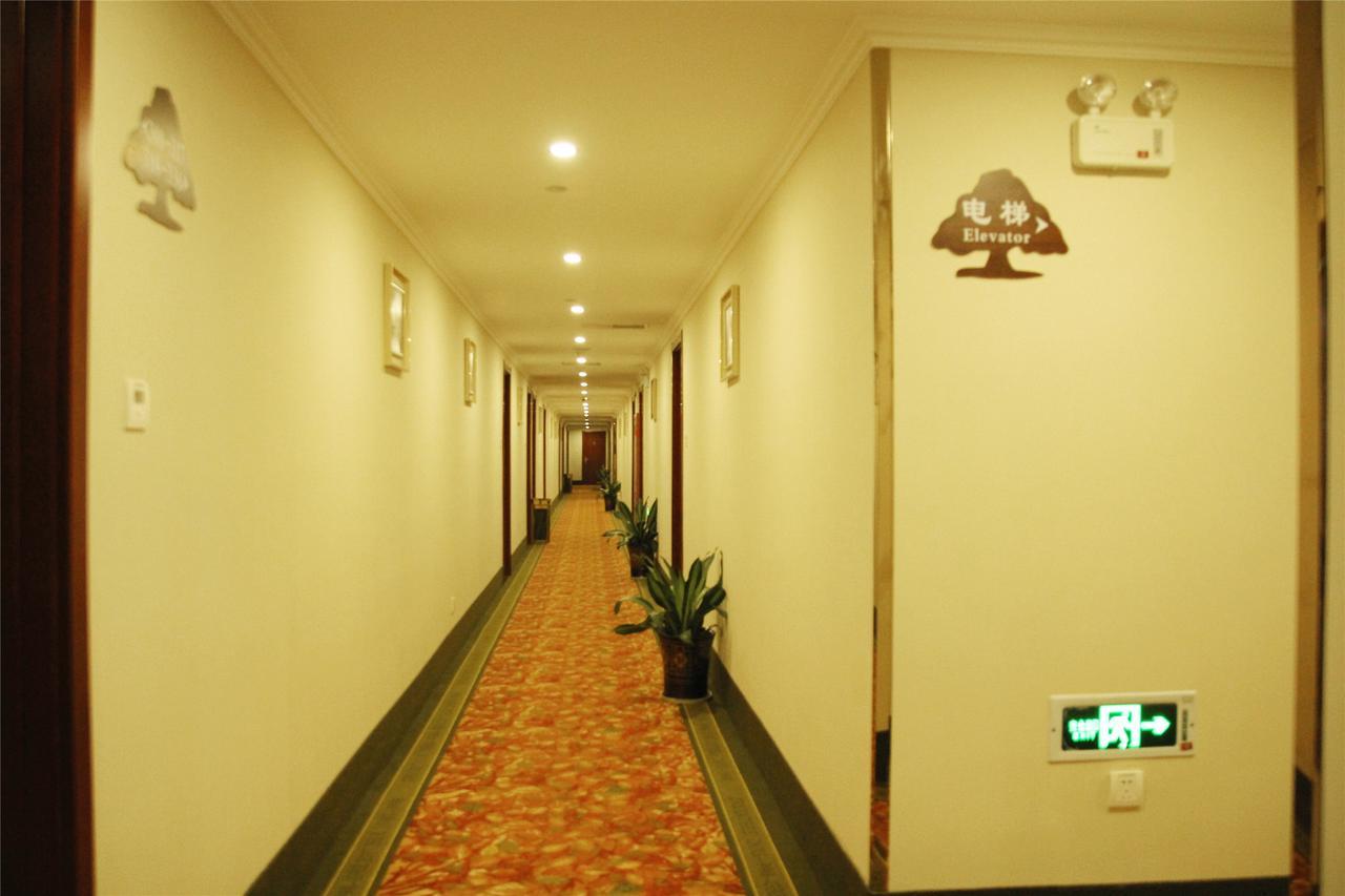 Greentree Inn Hotel Jianhe Subway Station North Palace Taiyuan Buitenkant foto